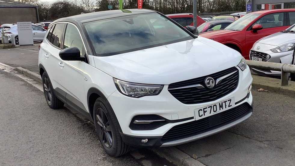 Main listing image - Vauxhall Grandland X