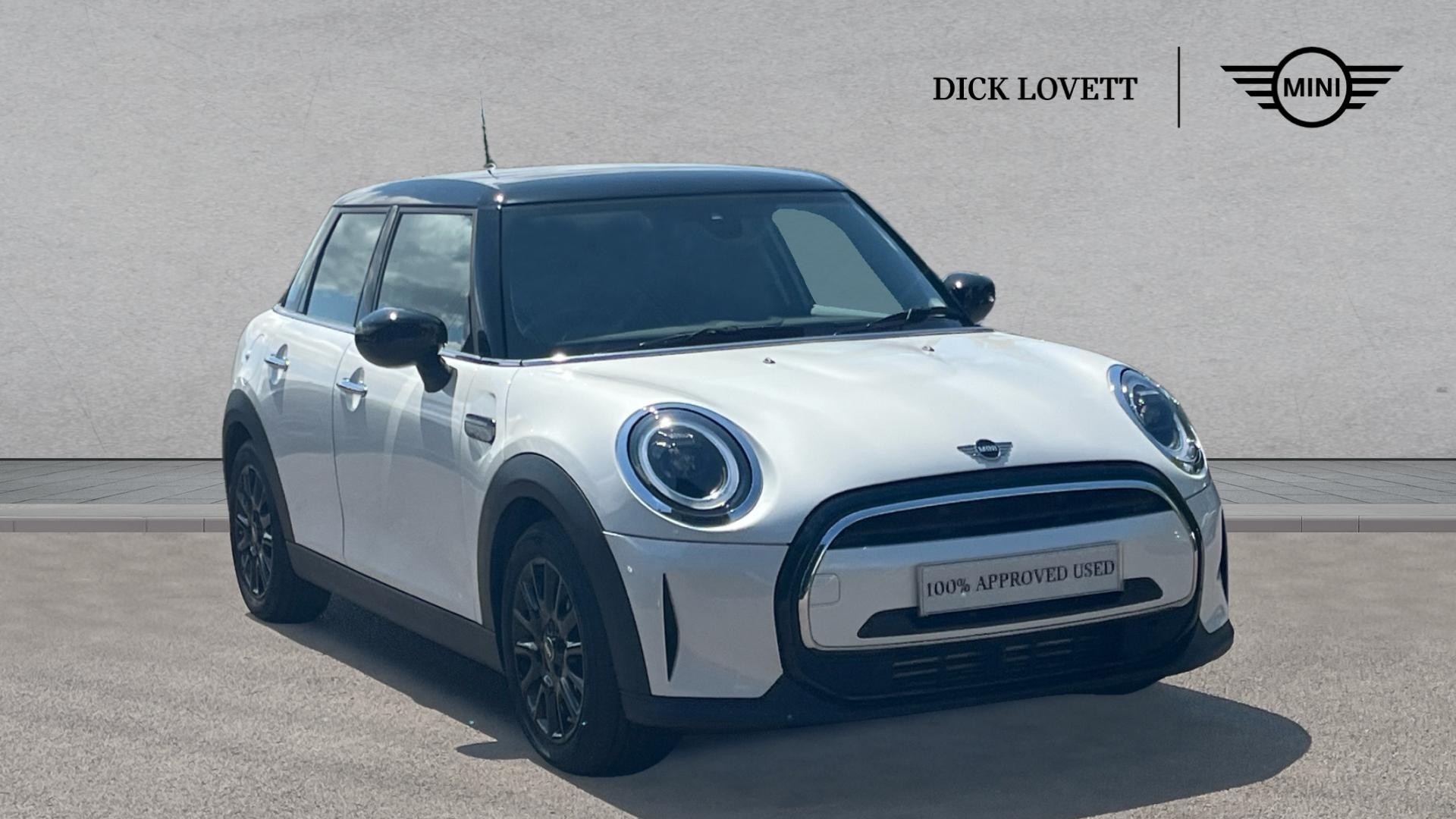 Main listing image - MINI Hatchback 5dr