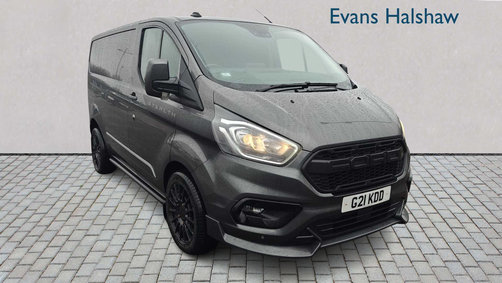 Main listing image - Ford Transit Custom