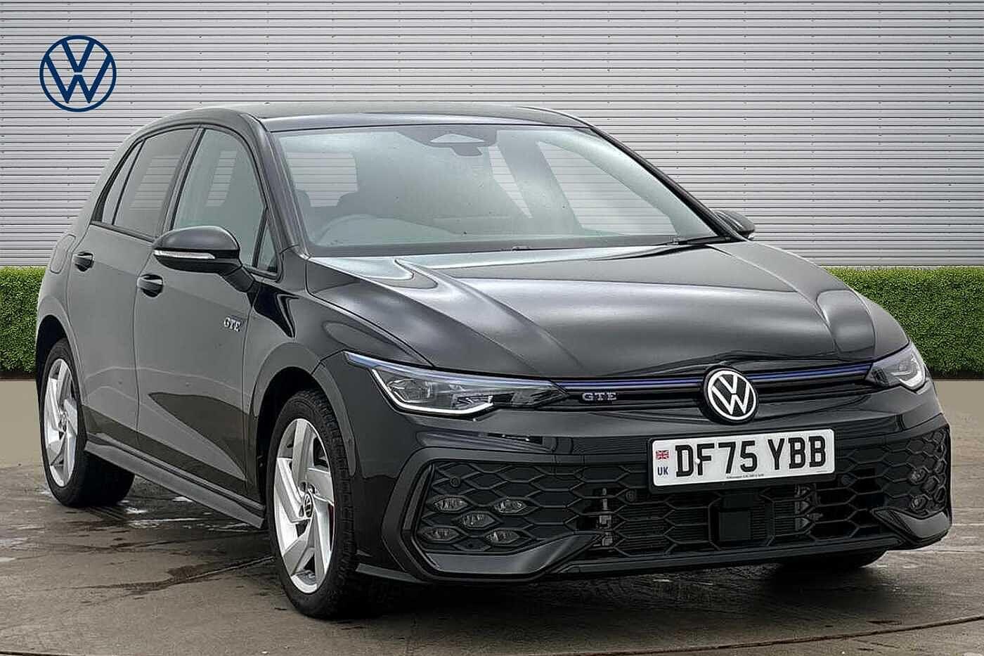 Main listing image - Volkswagen Golf