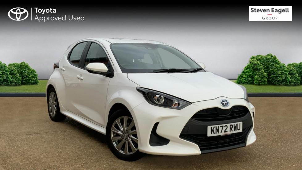 Main listing image - Toyota Yaris