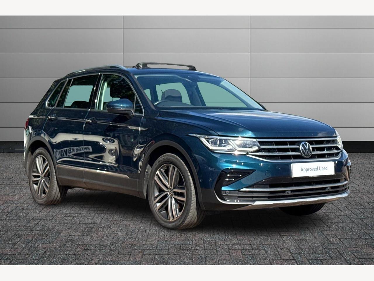 Main listing image - Volkswagen Tiguan