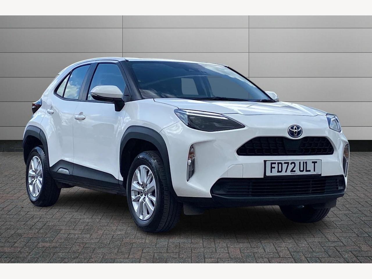 Main listing image - Toyota Yaris Cross