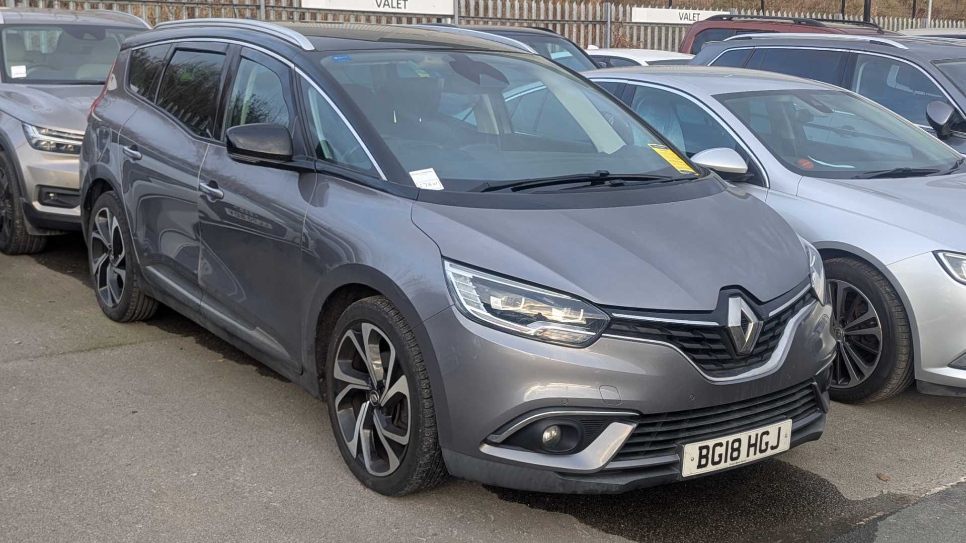 Main listing image - Renault Grand Scenic