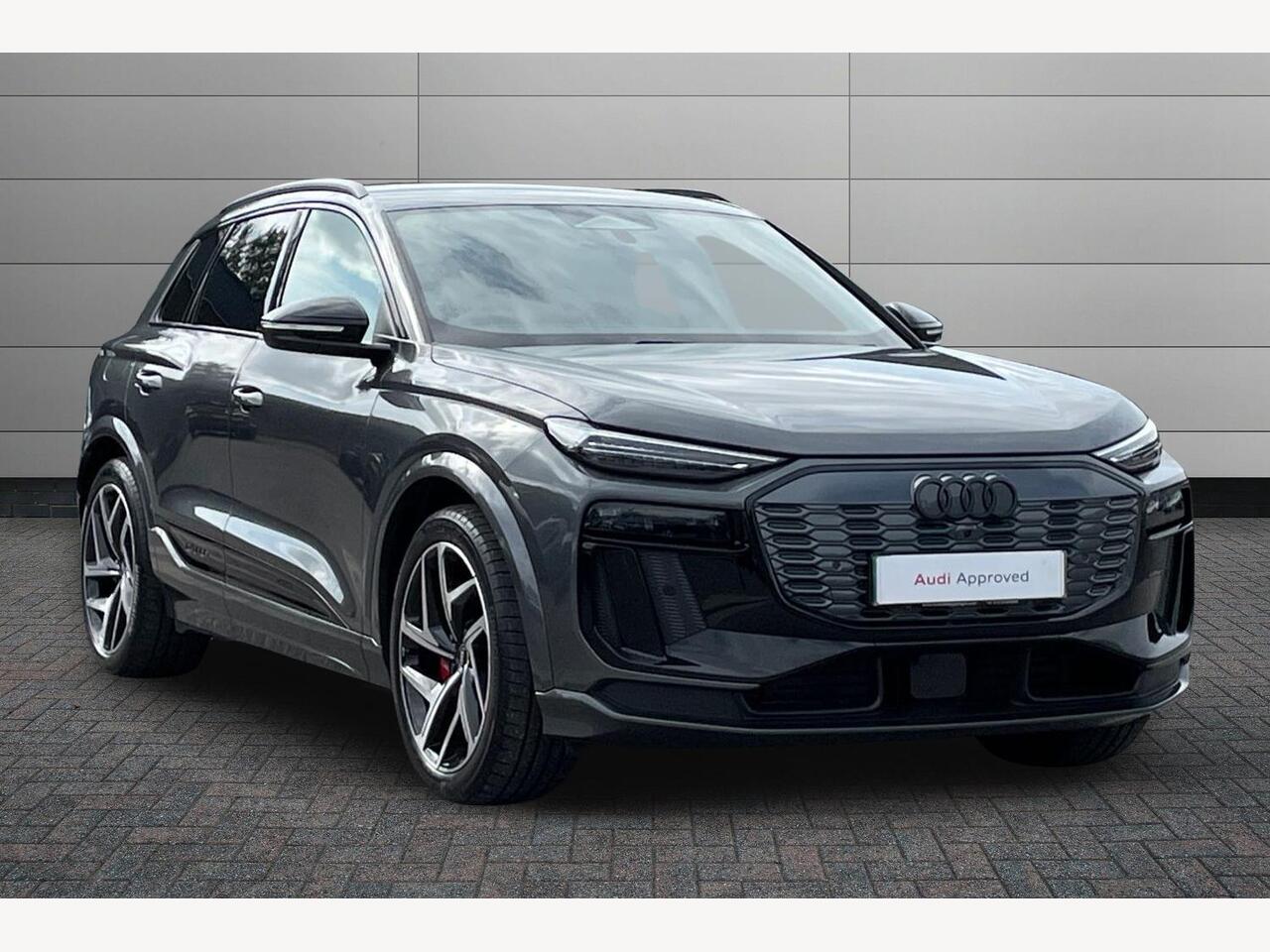 Main listing image - Audi Q6