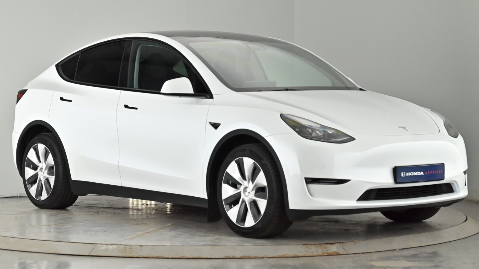 Main listing image - Tesla Model Y