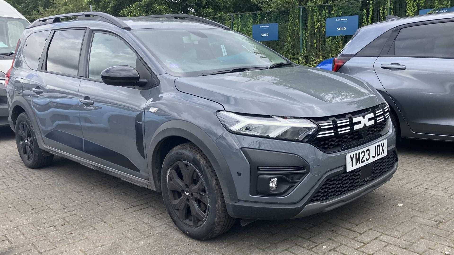 Main listing image - Dacia Jogger