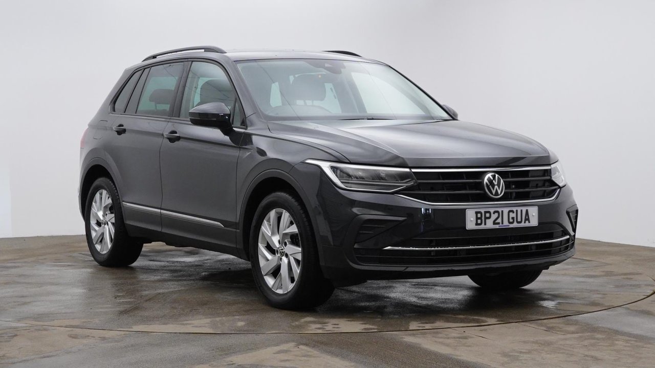 Main listing image - Volkswagen Tiguan