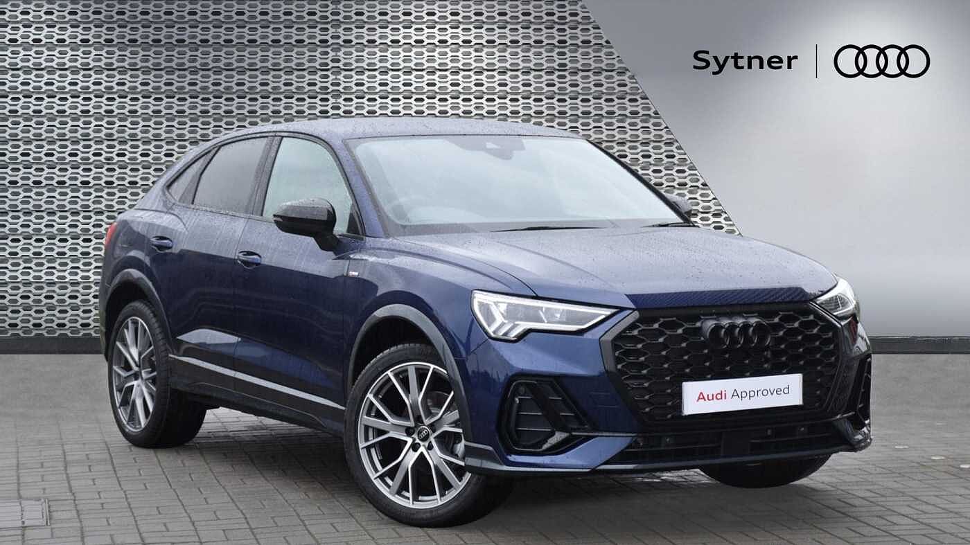 Main listing image - Audi Q3