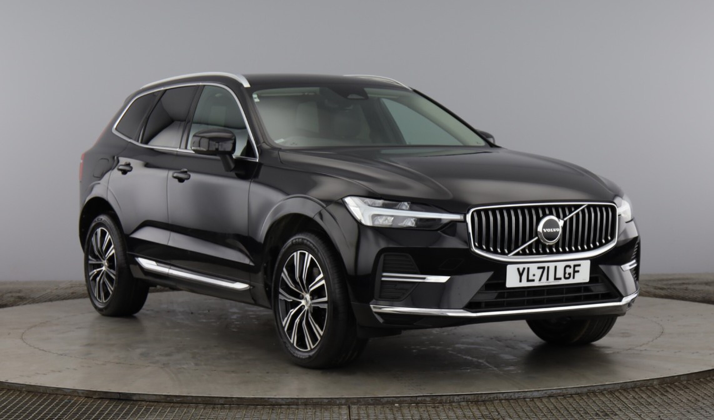 Main listing image - Volvo XC60