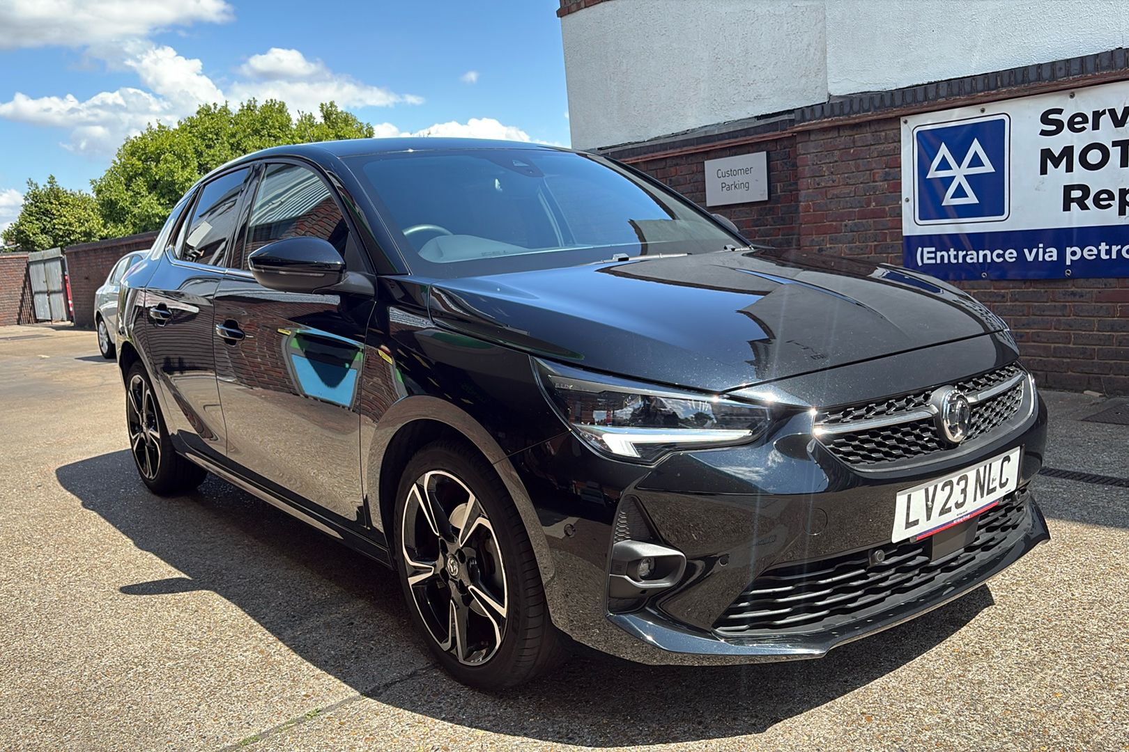 Main listing image - Vauxhall Corsa