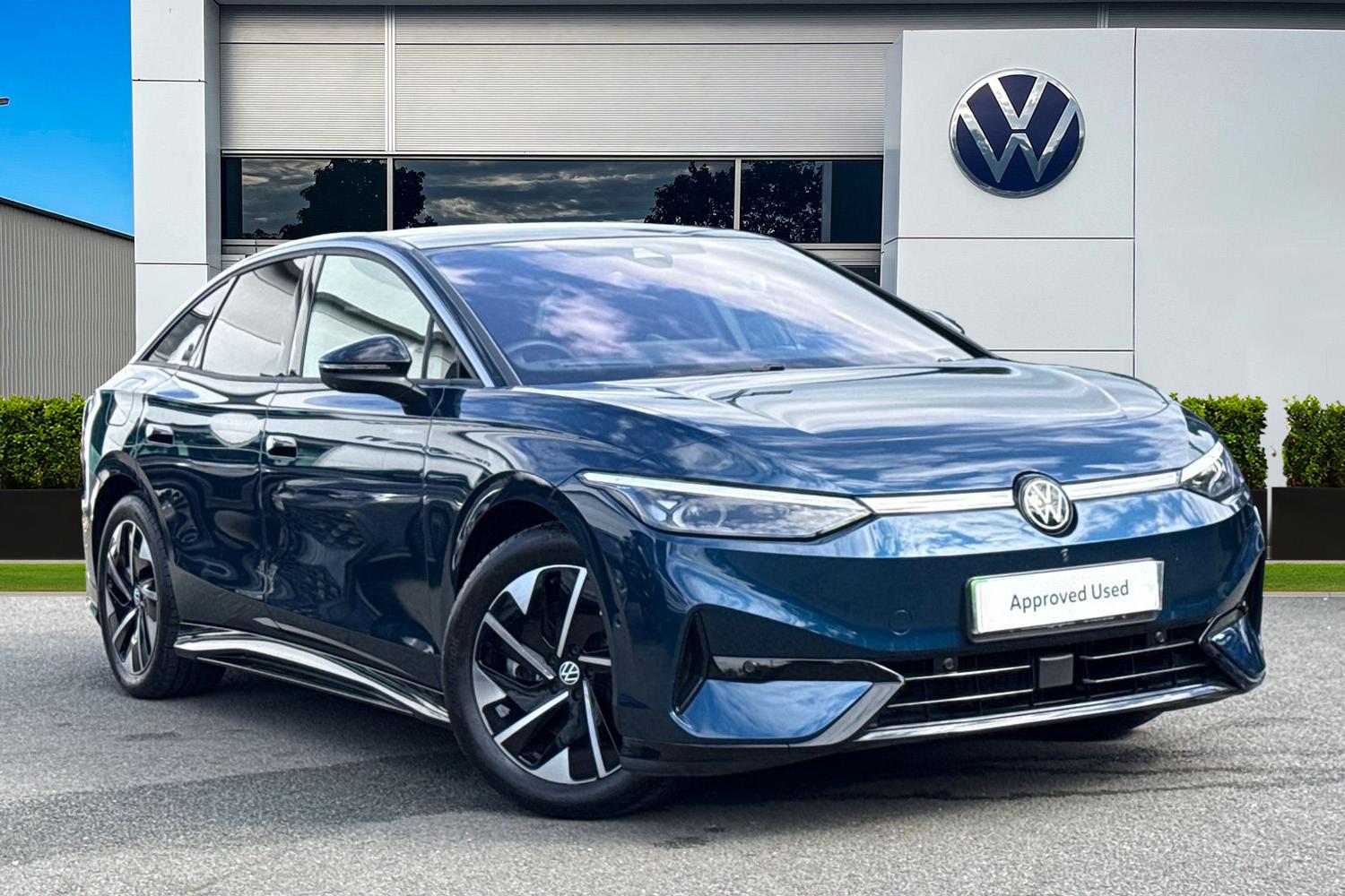 Main listing image - Volkswagen ID.7