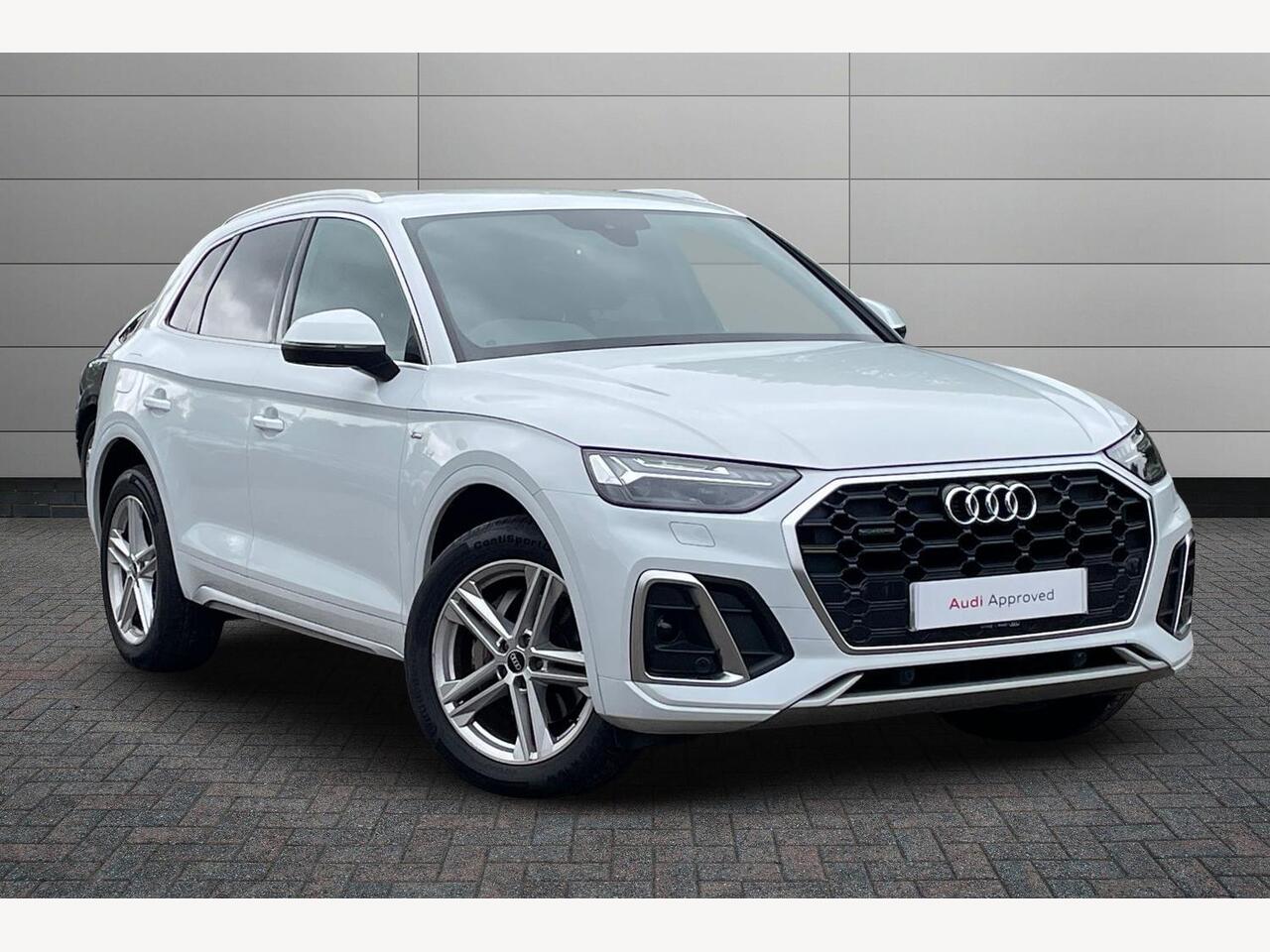 Main listing image - Audi Q5