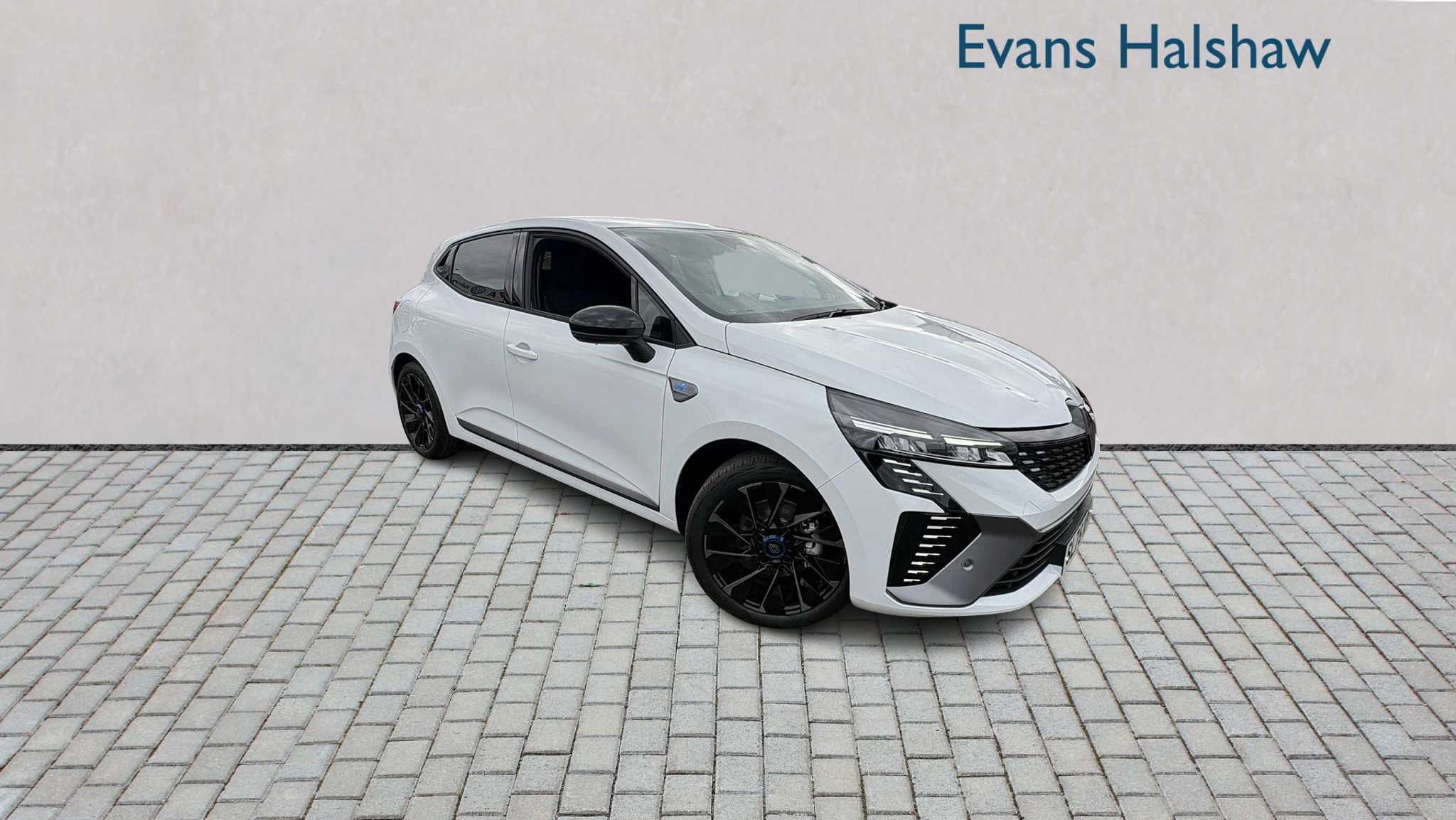 Main listing image - Renault Clio