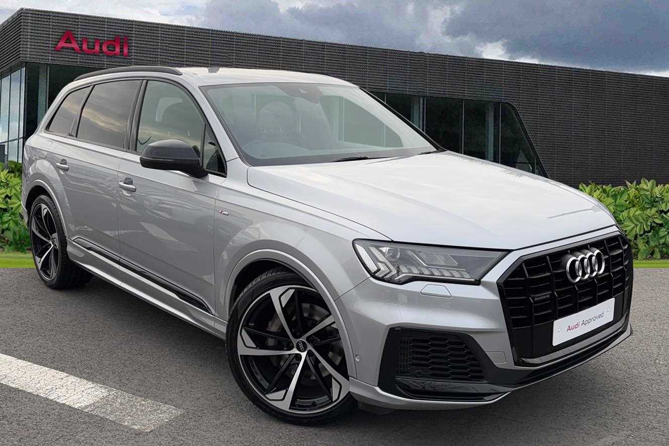 Main listing image - Audi Q7