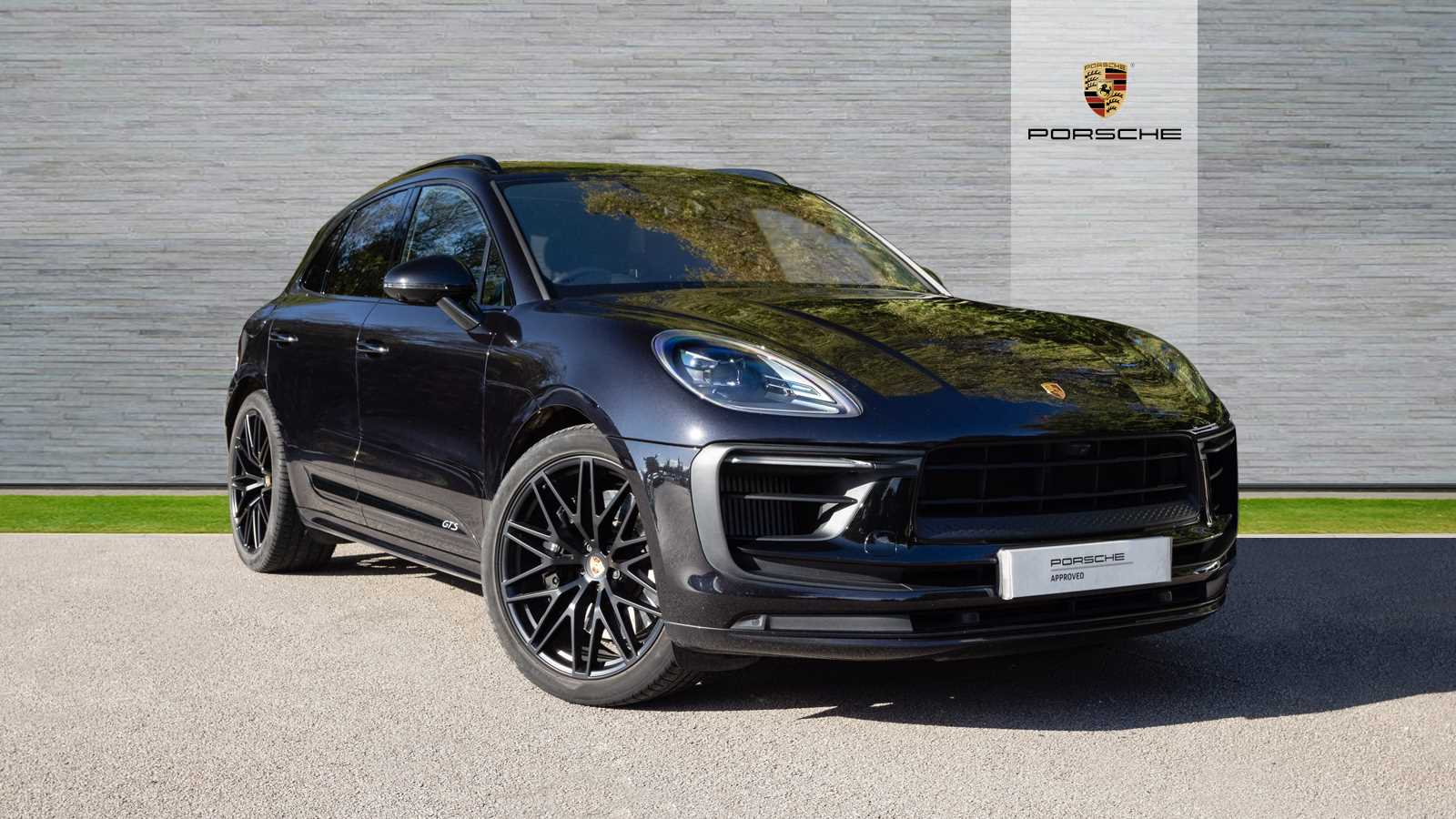 Main listing image - Porsche Macan