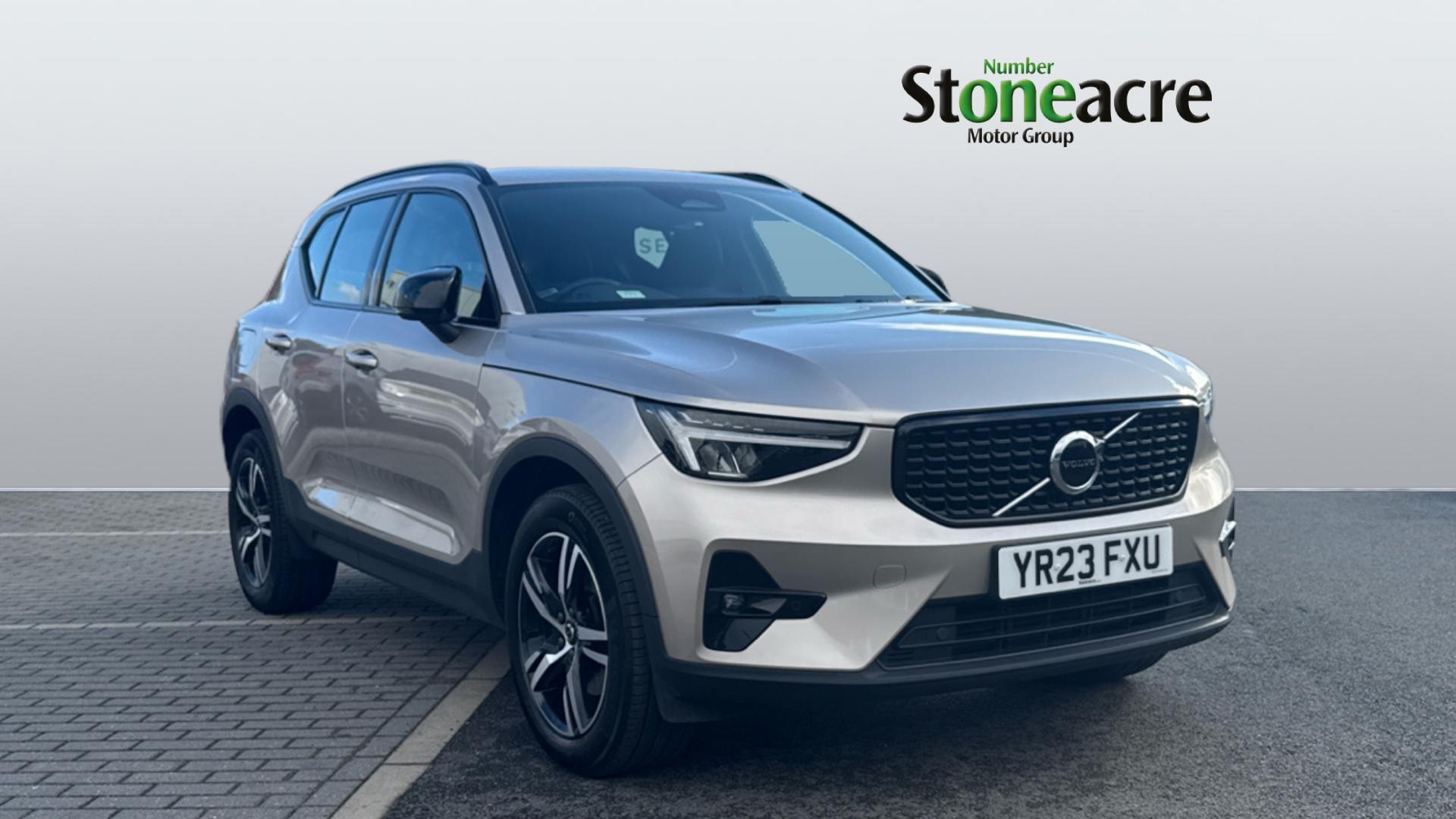 Main listing image - Volvo XC40