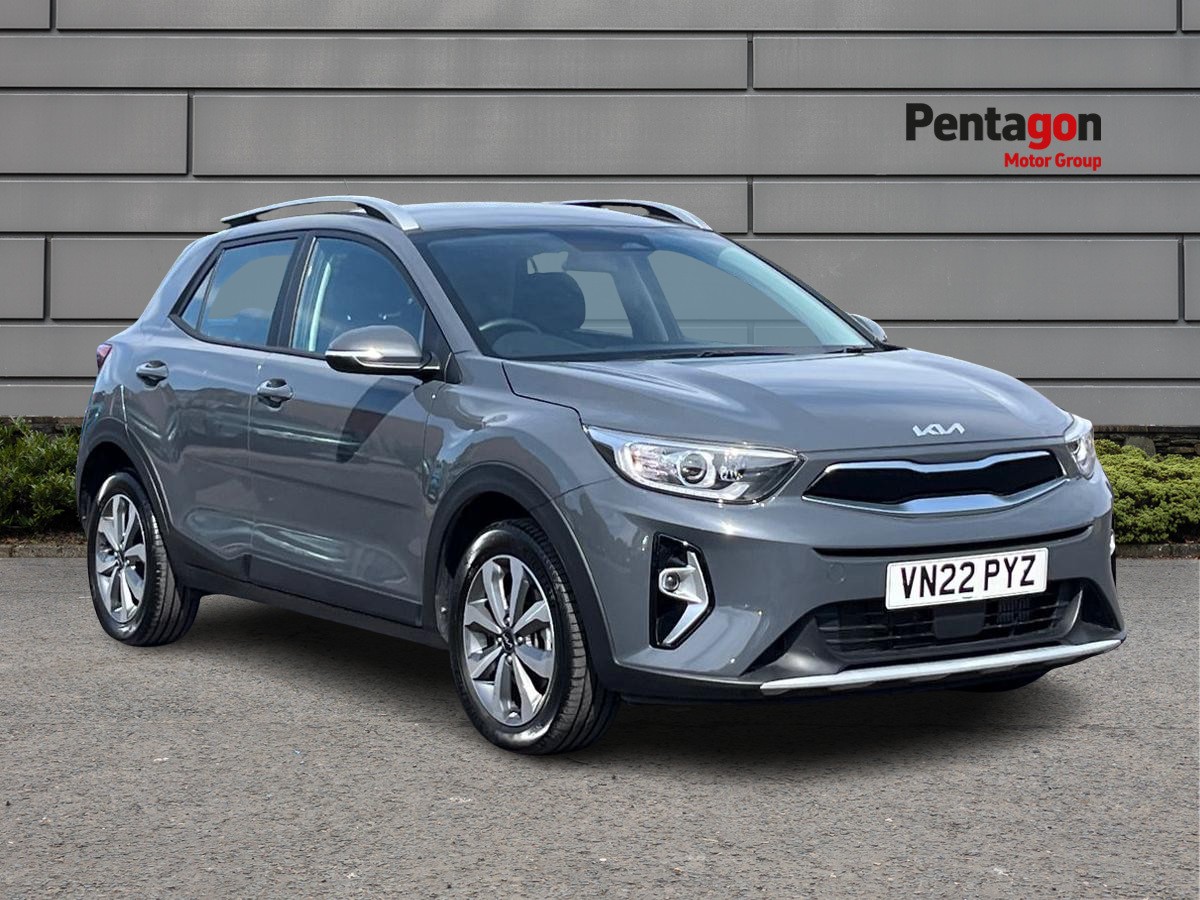 Main listing image - Kia Stonic