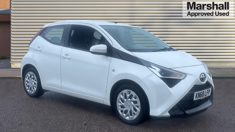 Main listing image - Toyota Aygo