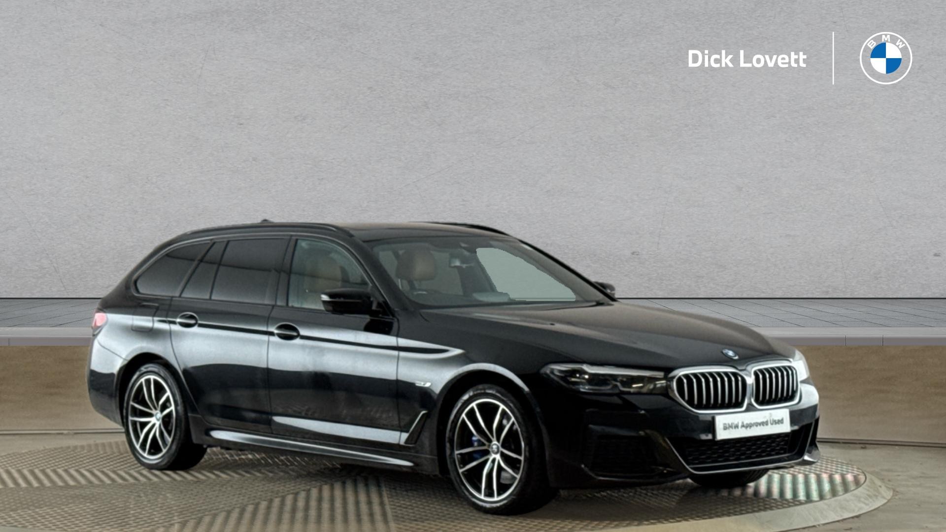 Main listing image - BMW 5 Series Touring