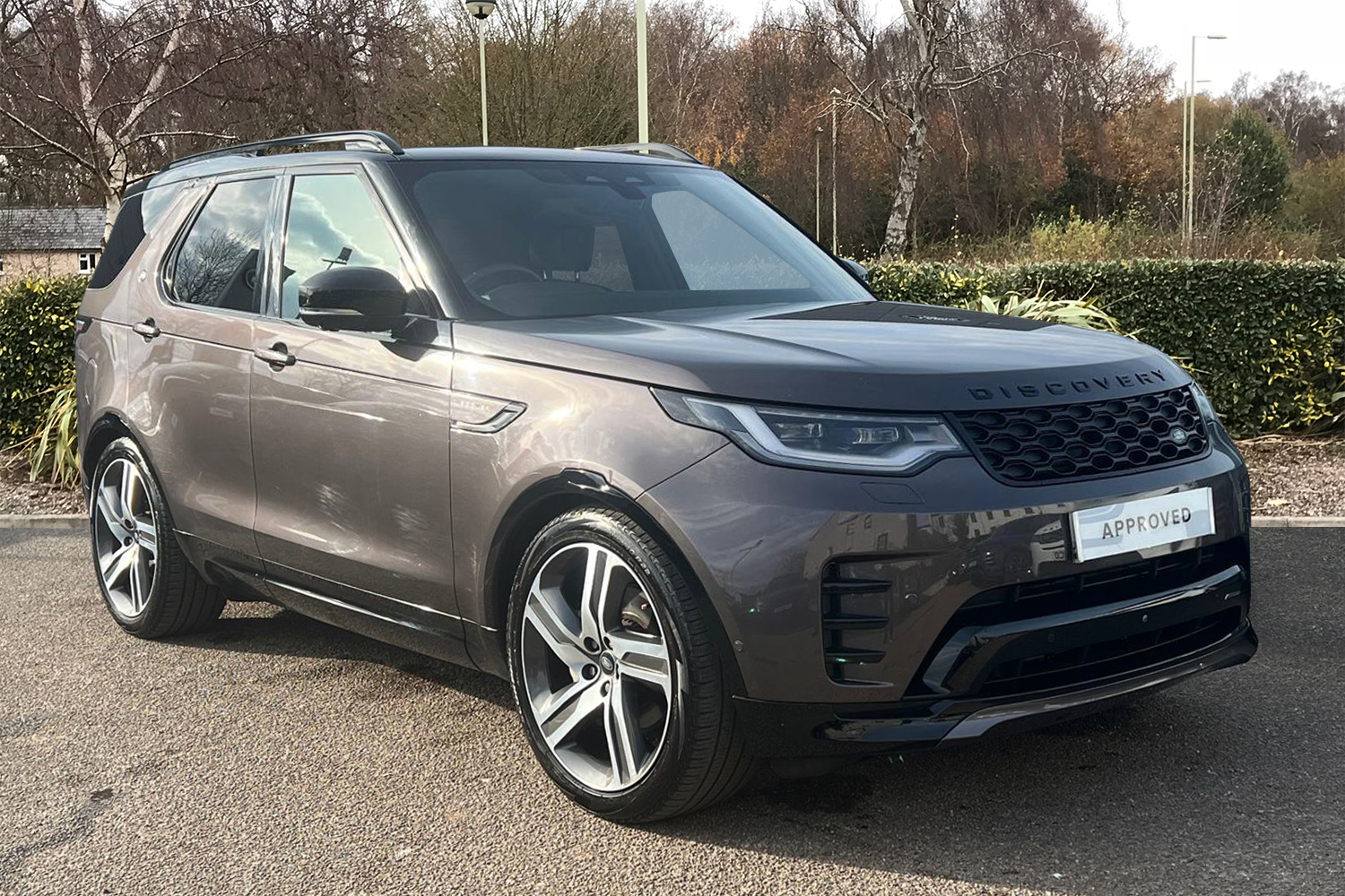 Main listing image - Land Rover Discovery