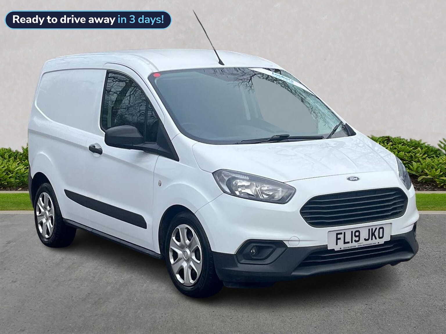 Main listing image - Ford Transit Courier