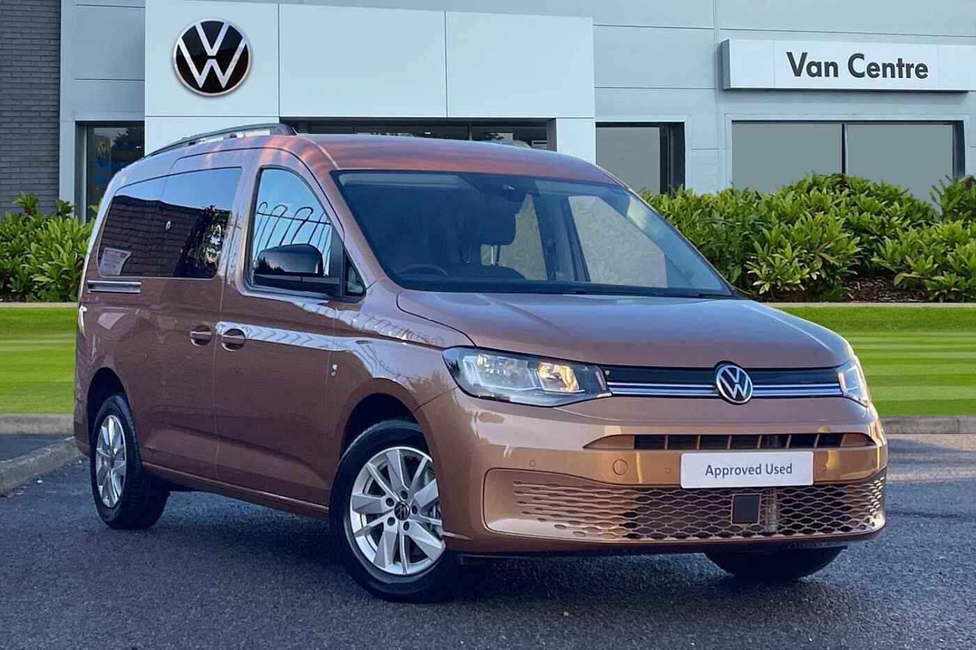 Main listing image - Volkswagen Caddy Maxi