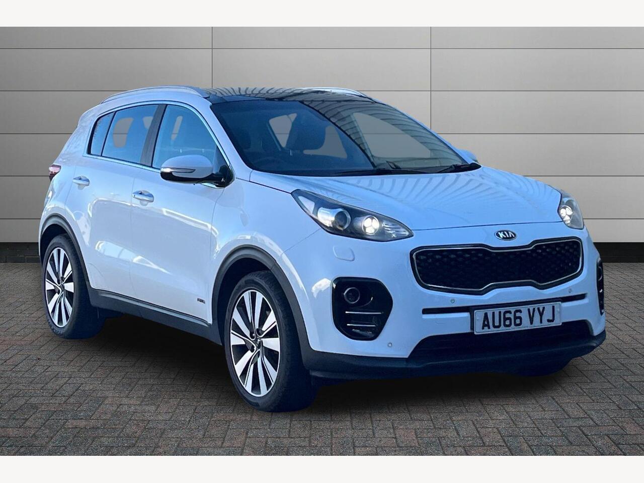 Main listing image - Kia Sportage