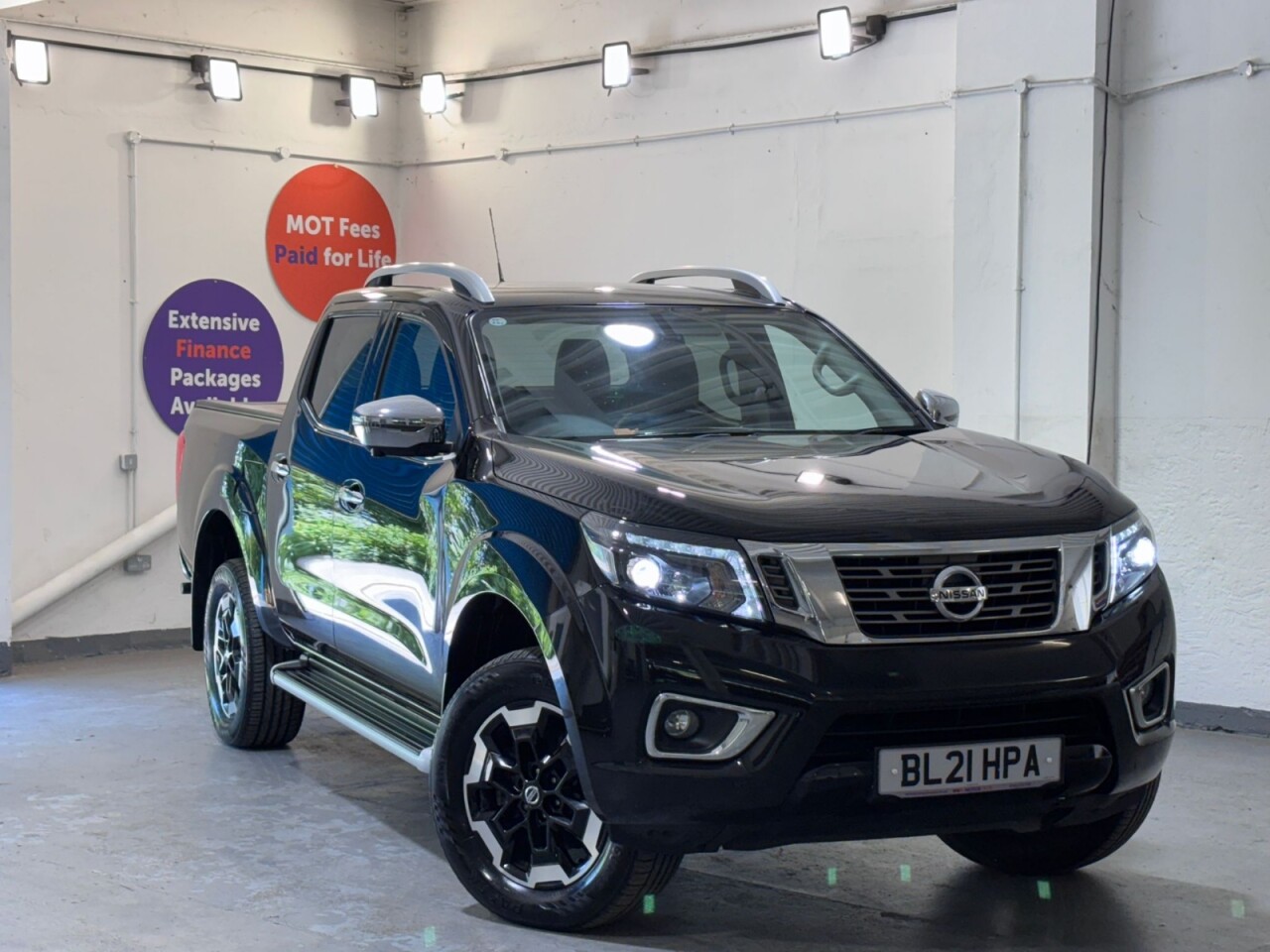 Main listing image - Nissan Navara
