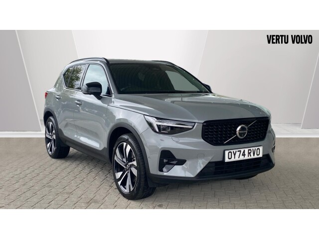 Main listing image - Volvo XC40
