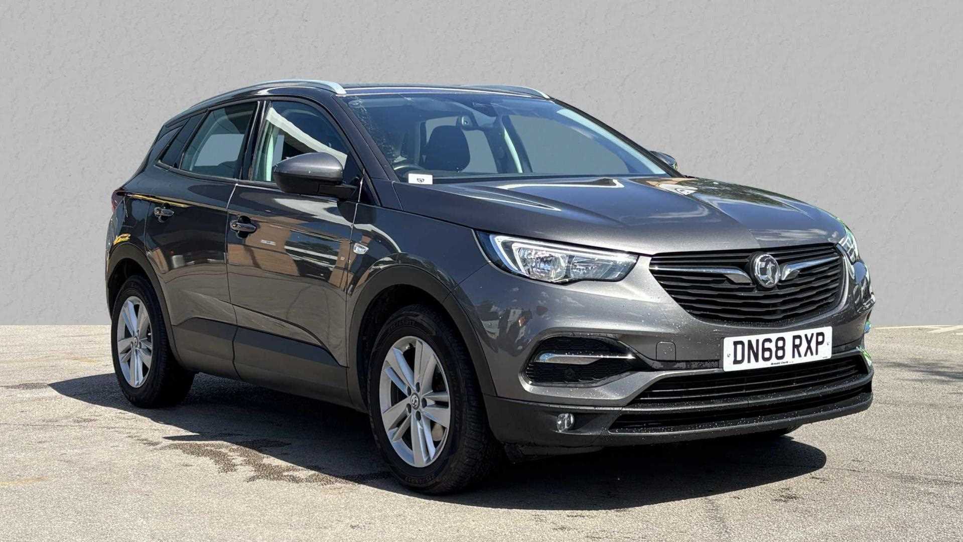 Main listing image - Vauxhall Grandland X