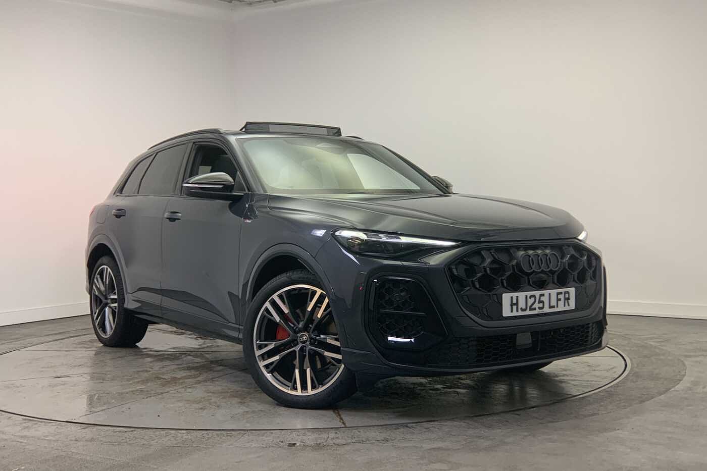 Main listing image - Audi Q5
