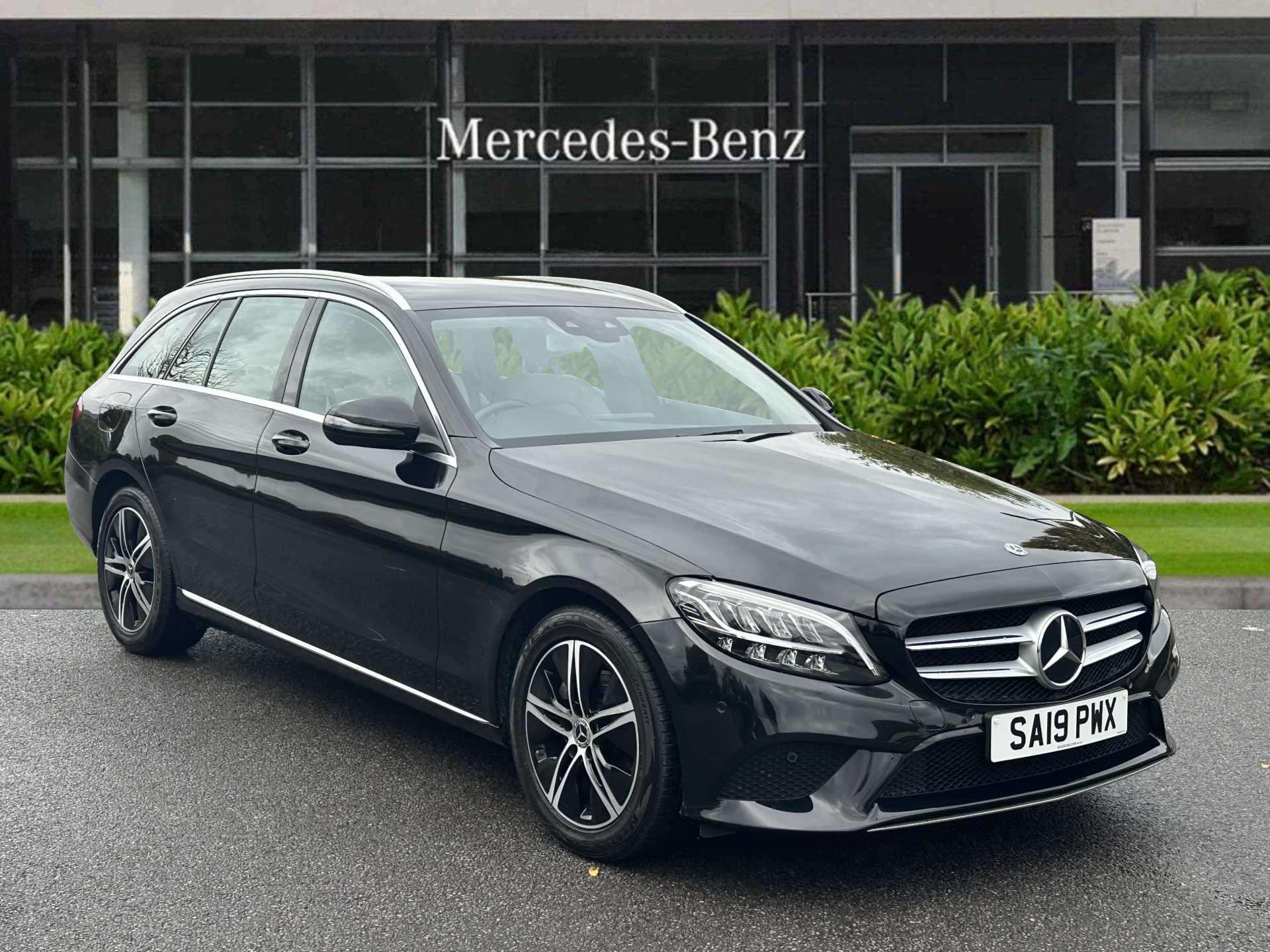 Main listing image - Mercedes-Benz C-Class Estate