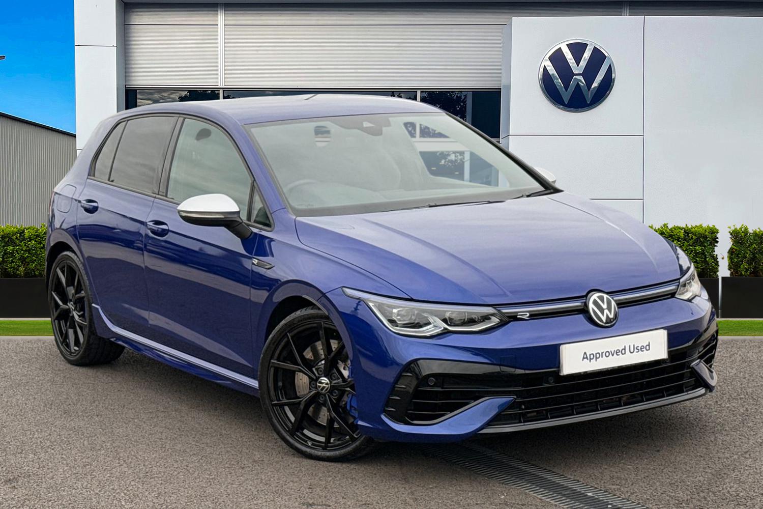 Main listing image - Volkswagen Golf R