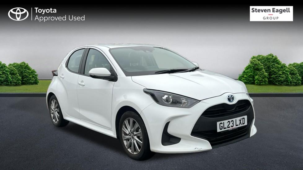 Main listing image - Toyota Yaris