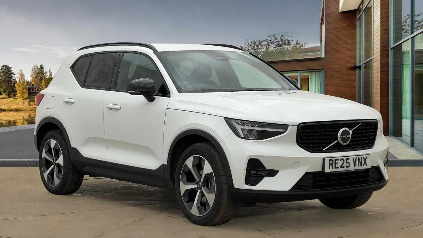 Main listing image - Volvo XC40