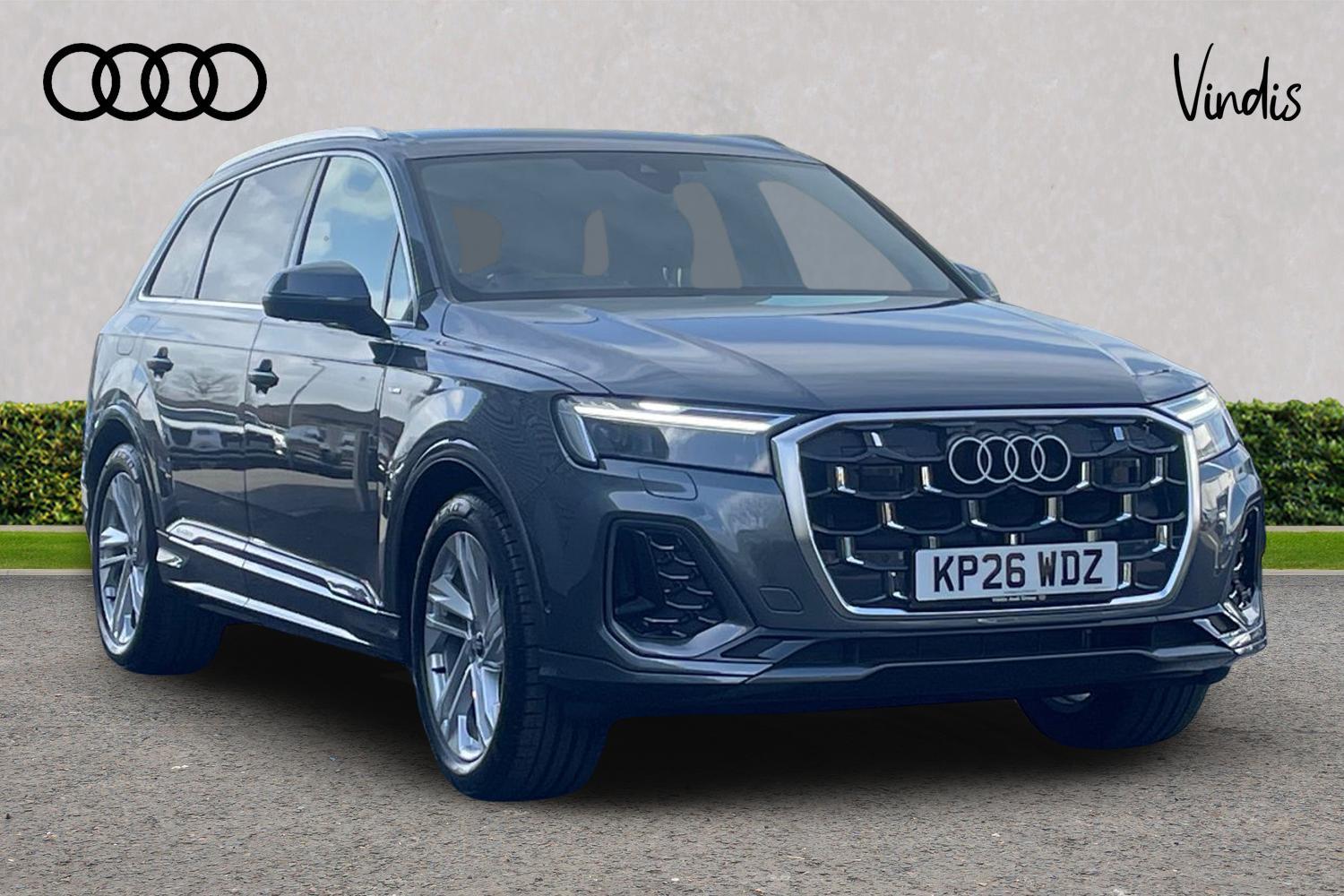 Main listing image - Audi Q7