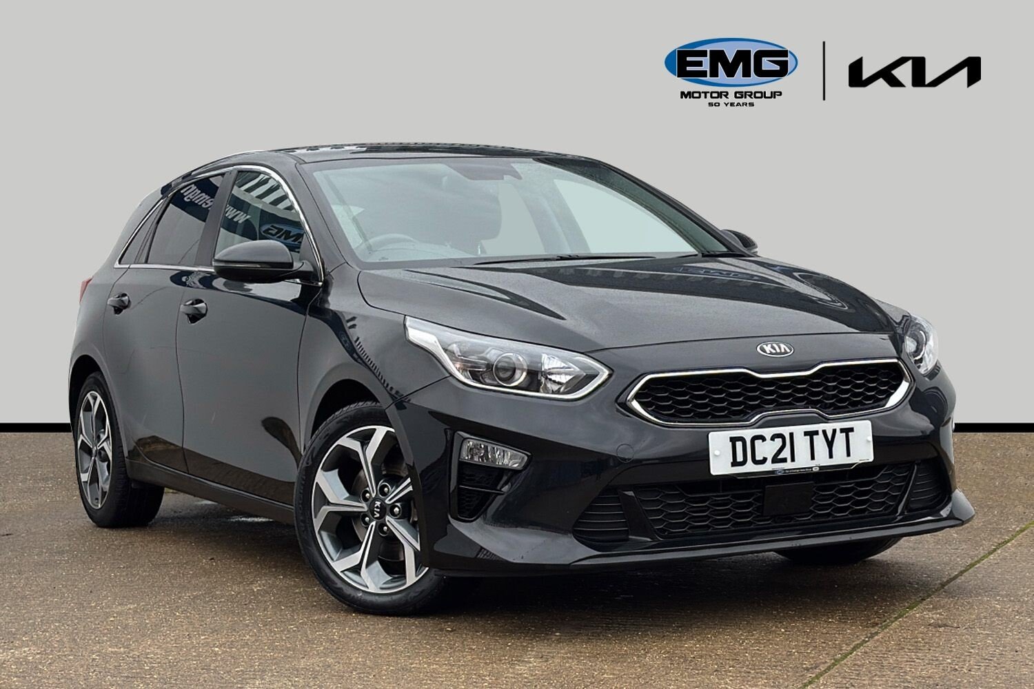 Main listing image - Kia Ceed