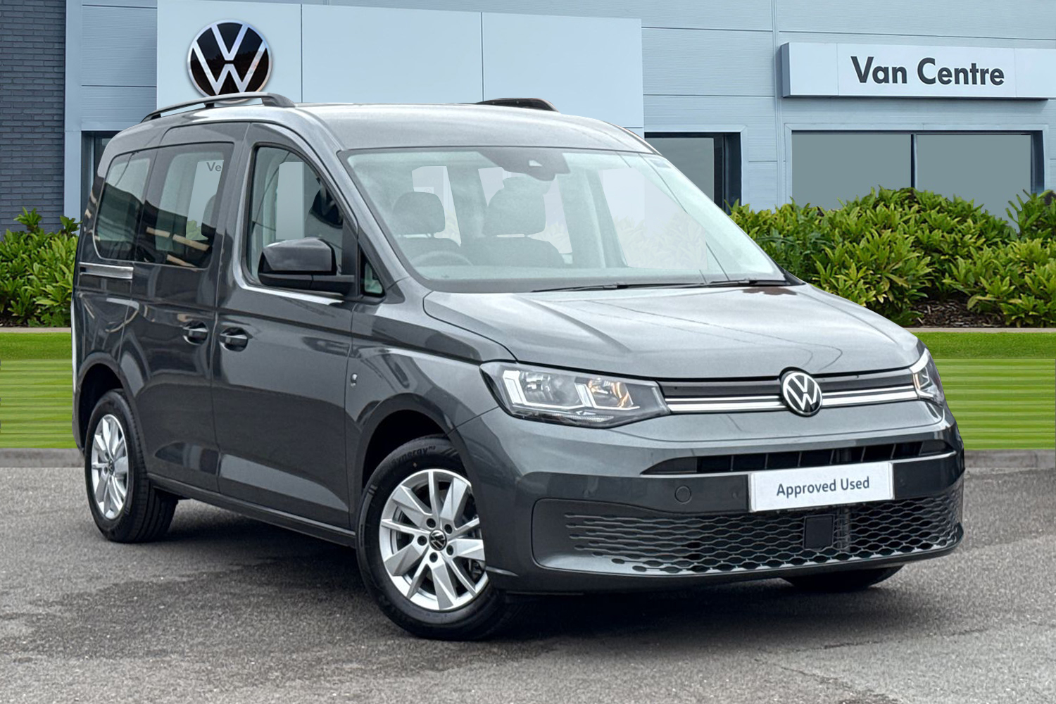 Main listing image - Volkswagen Caddy Life
