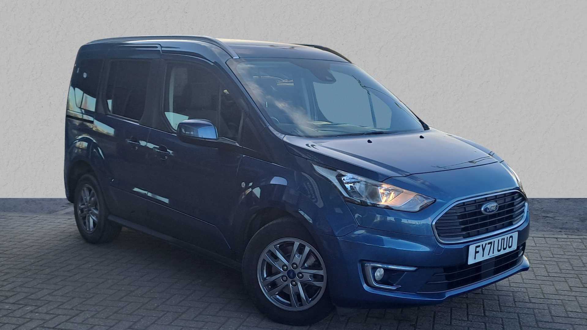 Main listing image - Ford Tourneo Connect