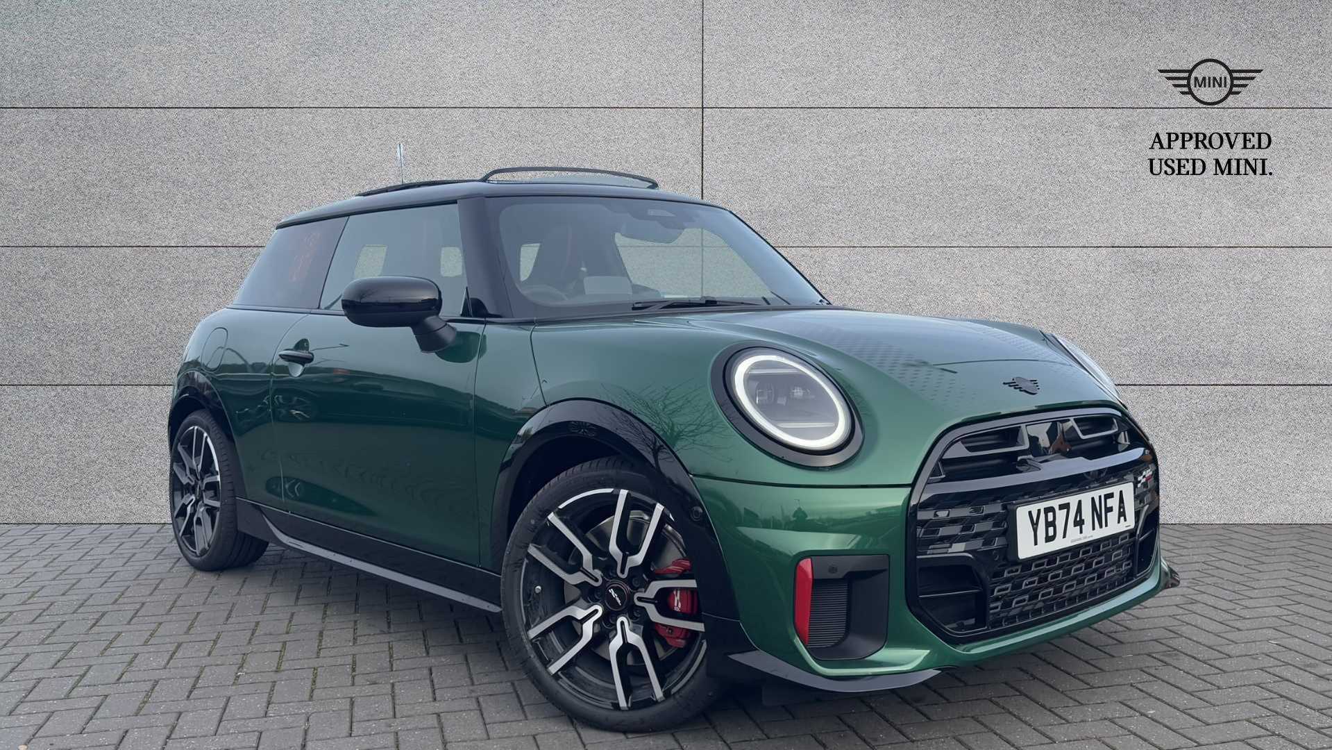 Main listing image - MINI Hatchback