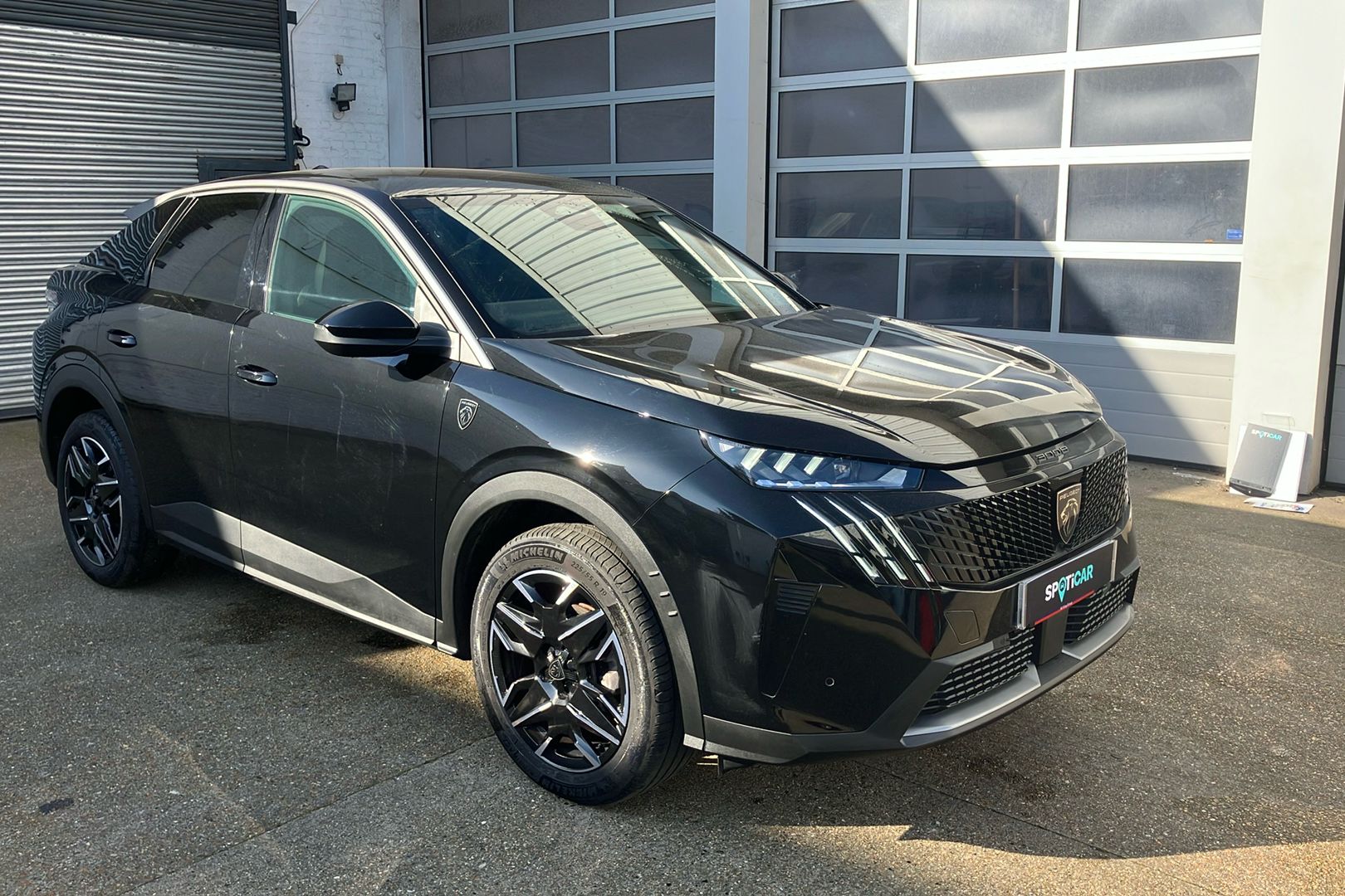 Main listing image - Peugeot 3008