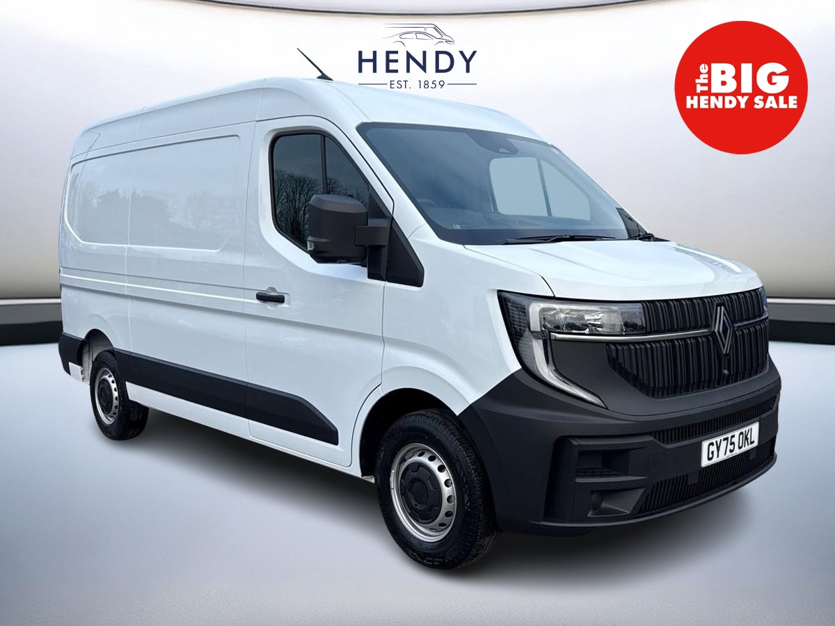 Main listing image - Renault Master