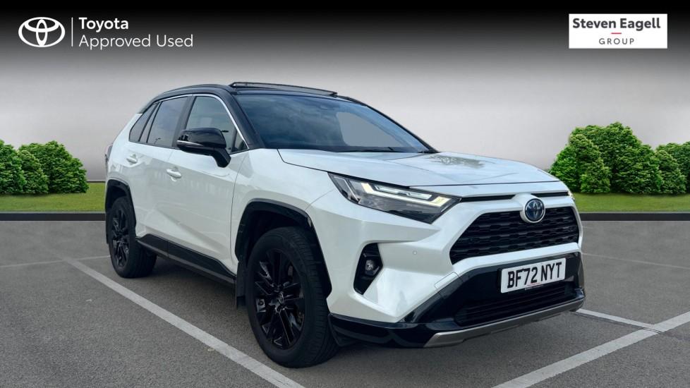 Main listing image - Toyota RAV4