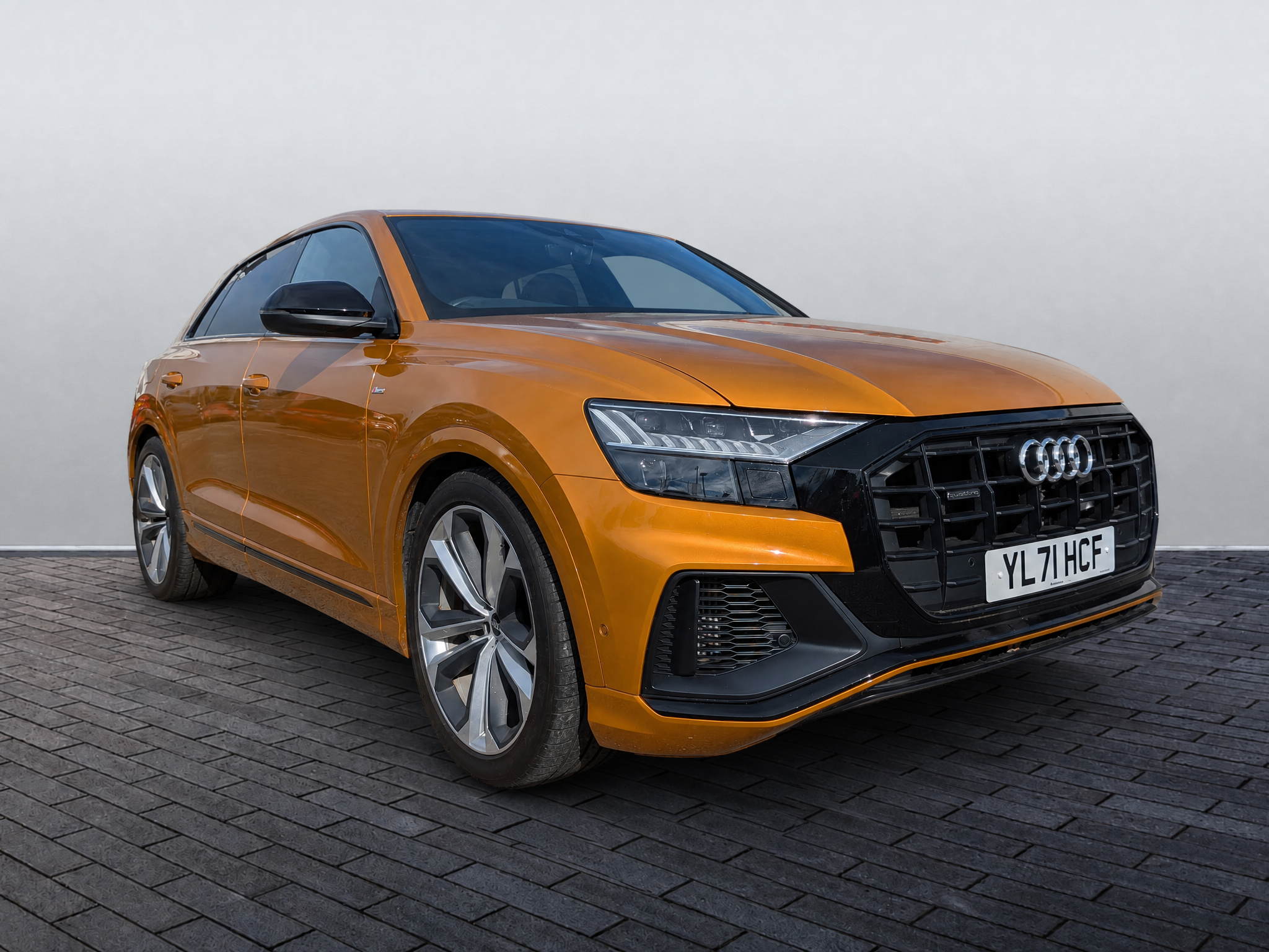 Main listing image - Audi Q8