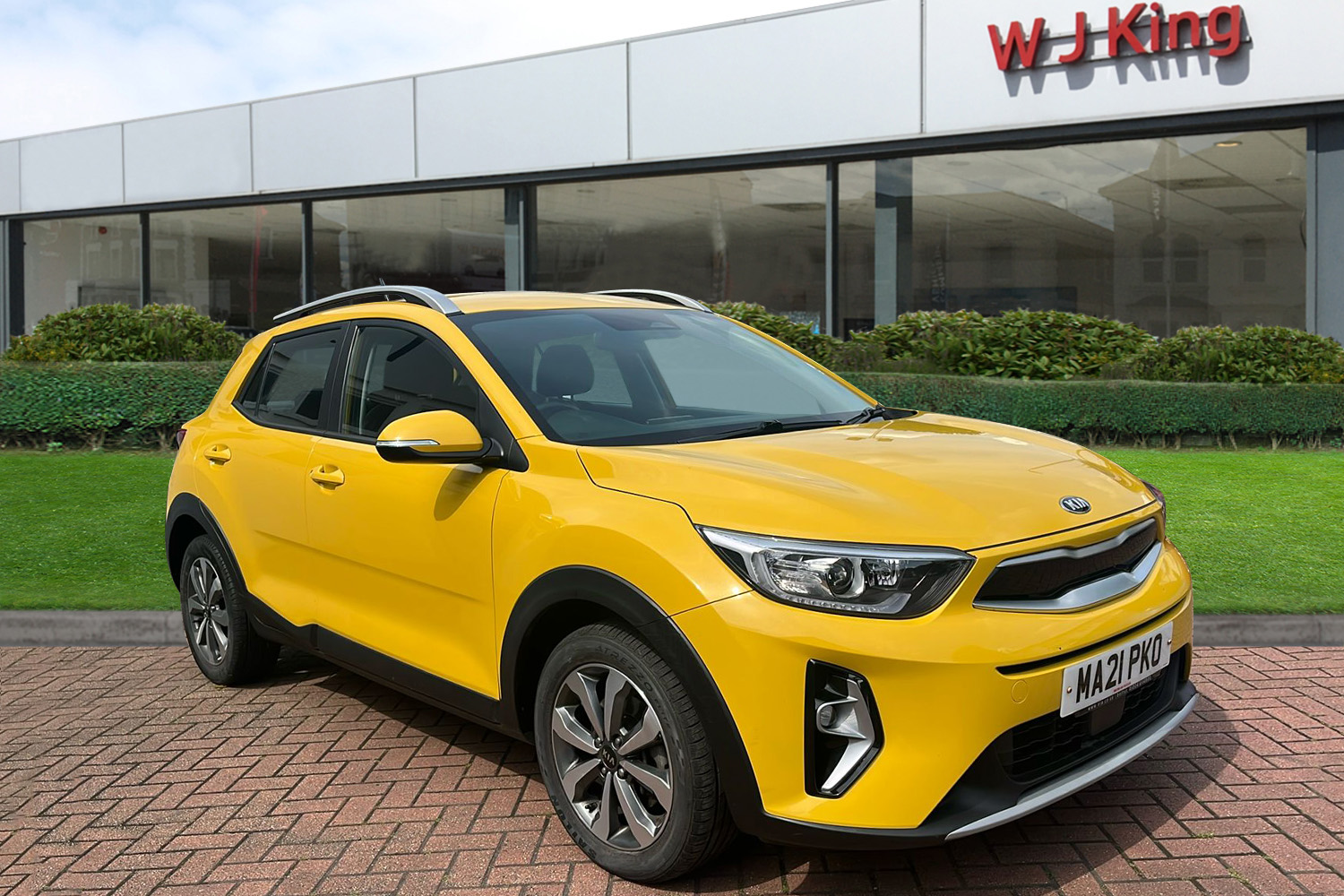 Main listing image - Kia Stonic