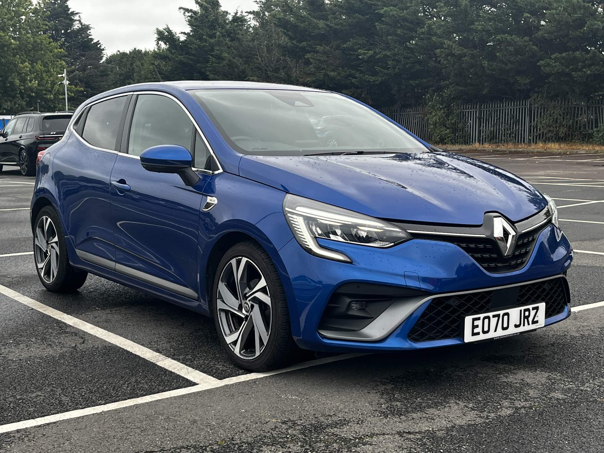 Main listing image - Renault Clio