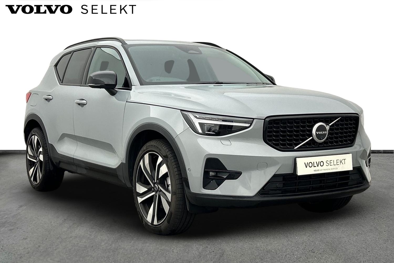 Main listing image - Volvo XC40
