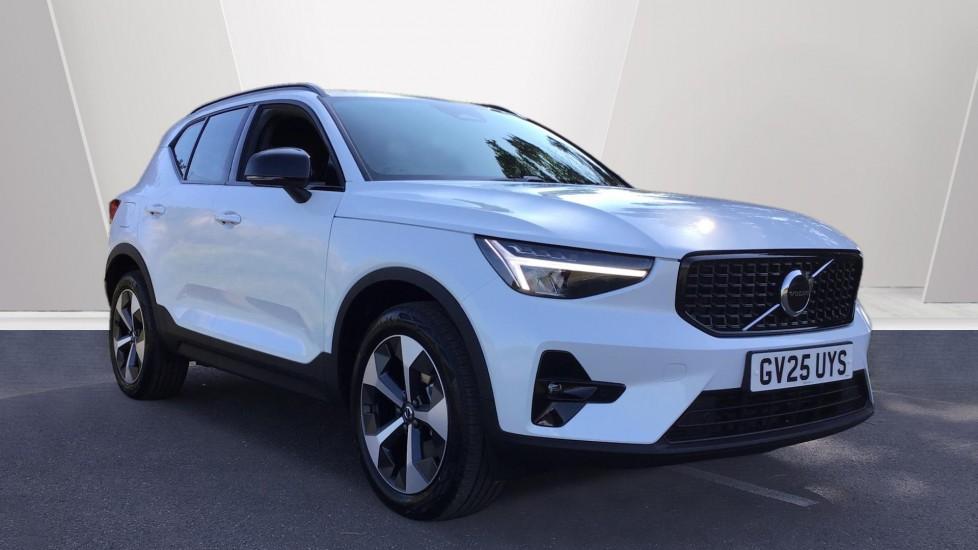 Main listing image - Volvo XC40