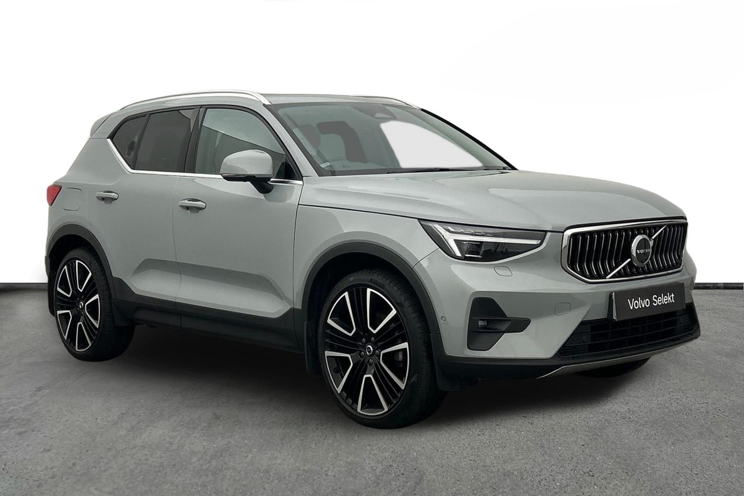 Main listing image - Volvo XC40